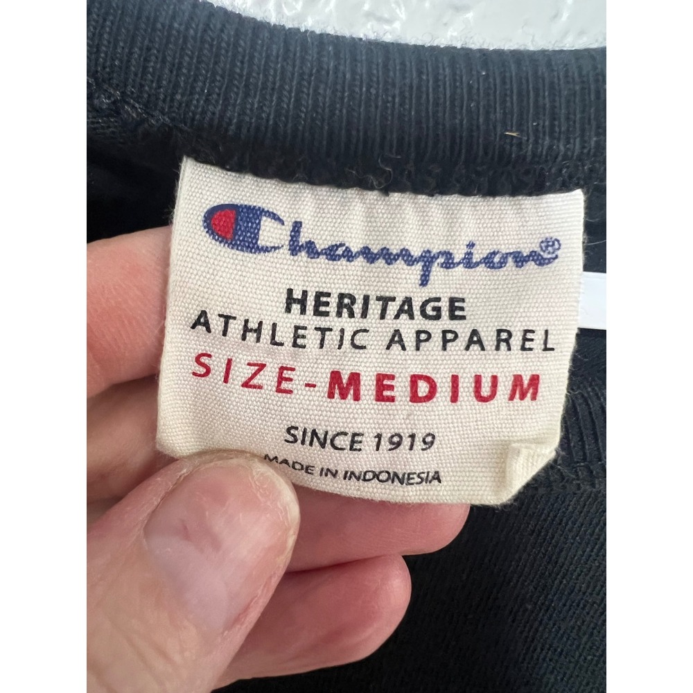 Champion Heritage Athletic Apparel Mens T-Shirt Black Multi Color Graphic Medium - Picture 2 of 2